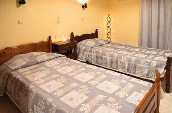 Artemis Studios And Apartments Psarou  المظهر الخارجي الصورة